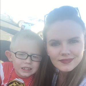 Meet your Posher, Tiffani